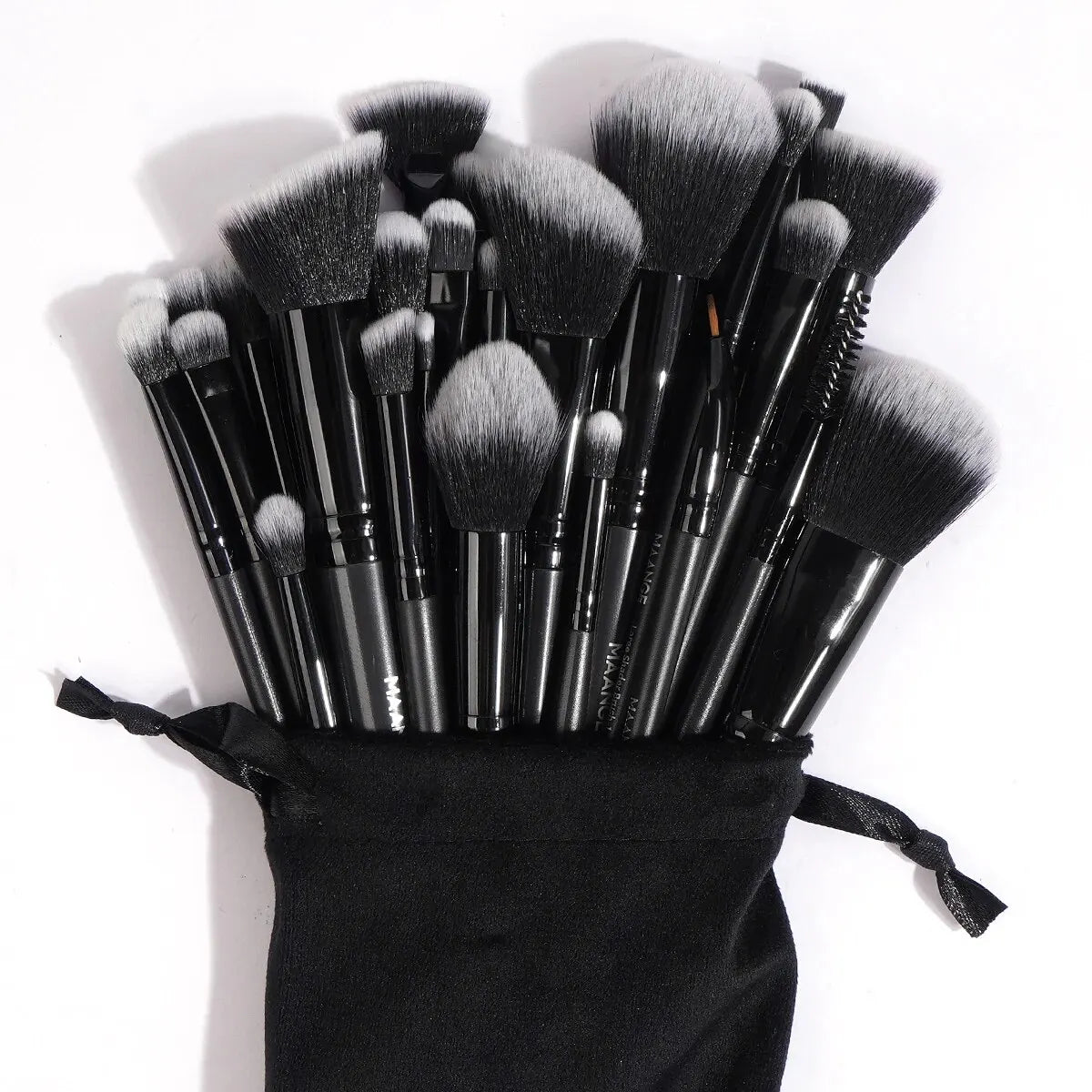 MAANGE – Set de 30 Pinceaux de Maquillage Professionnels avec Pochette